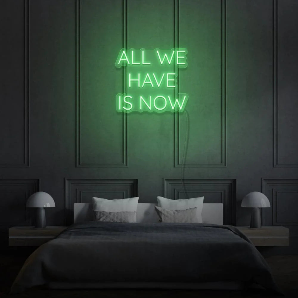 Découvrez notre enseigne néon LED personnalisée "All we have is Now" disponible au Maroc. Ajoutez une touche de décoration néon LED unique à votre espace avec notre éclairage d'ambiance. Que ce soit pour éclairer votre magasin, votre jardin ou votre vitrine, notre enseigne néon LED crée une atmosphère chaleureuse et accueillante. Fabriquée sur mesure, cette enseigne est parfaite pour les établissements commerciaux, les bureaux, les restaurants et bien plus encore. 