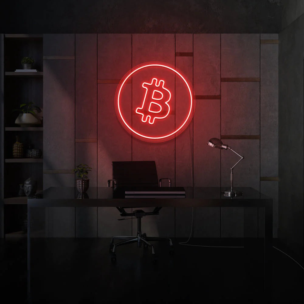 Ajoutez un éclairage exceptionnel à votre intérieur avec notre enseigne néon personnalisée "Bitcoin Logo Enseigne Néon" d'OPLA DESIGN. Utilisant des LED de qualité supérieure, notre enseigne néon donne une touche unique et moderne à votre décoration intérieure. Parfait pour une utilisation dans les magasins, les bureaux, les maisons et les événements spéciaux. Personnalisez-le pour qu'il convienne à votre style. Disponible pour la livraison au Maroc.