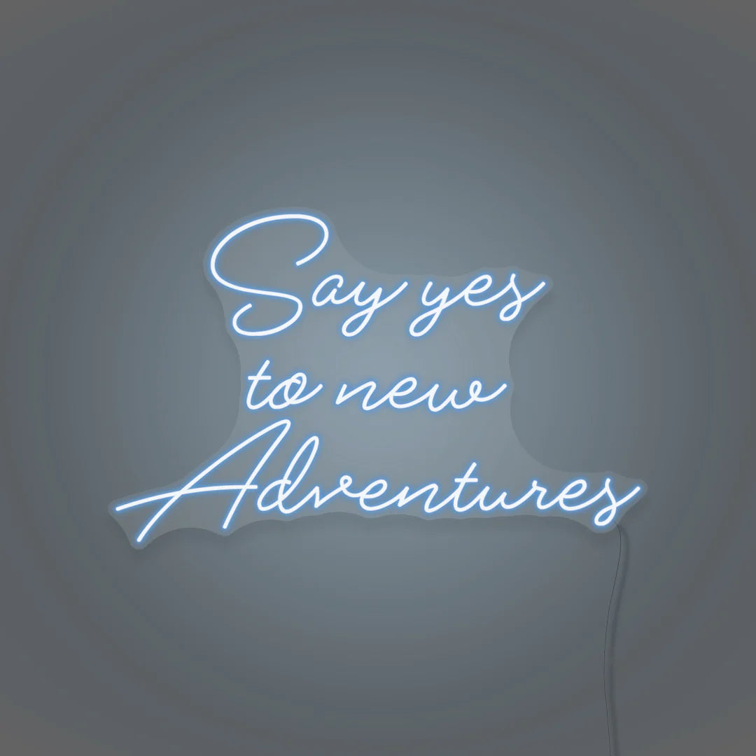 Découvrez notre dernière création chez OPLA DESIGN: l'enseigne néon LED "Say Yes To New Adventures". Personnalisée selon vos préférences, cette enseigne lumineuse apporte une touche unique à votre espace. Idéale pour la décoration néon LED au Maroc, elle est parfaite pour les enseignes de bars, boutiques, restaurants, salons de coiffure, spas et bien plus encore. Avec son éclairage LED, elle offre un éclairage d'ambiance chaleureux et une solution d'éclairage commercial LED efficace