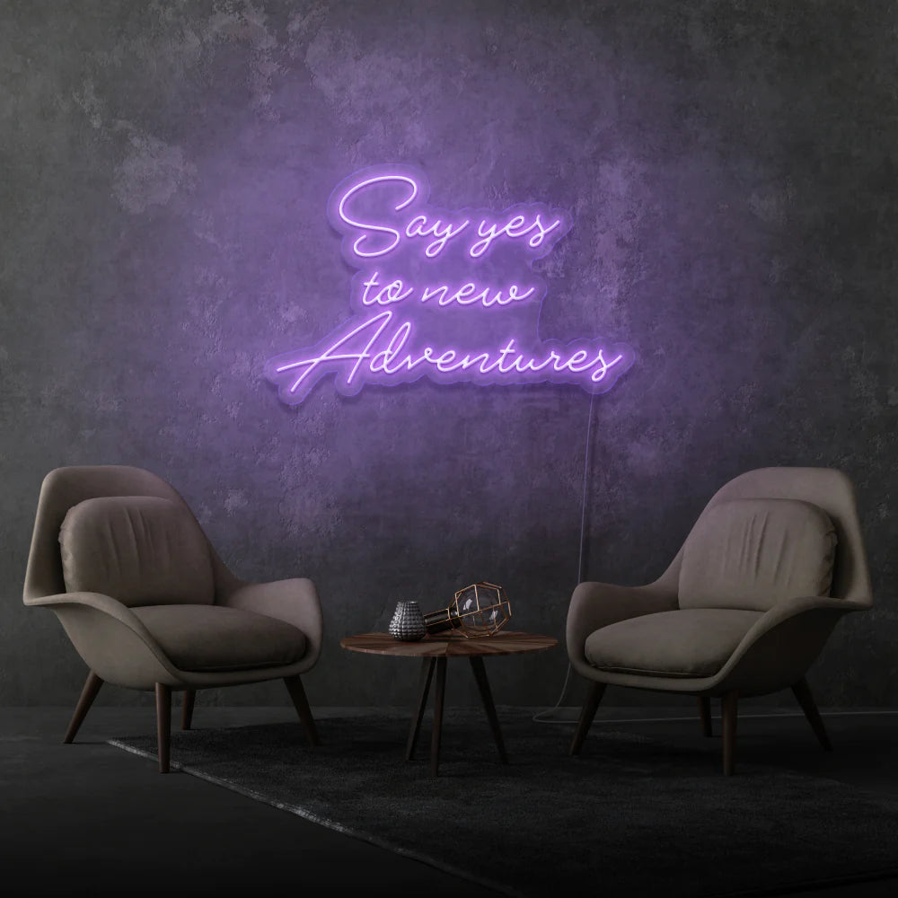 Découvrez notre dernière création chez OPLA DESIGN: l'enseigne néon LED "Say Yes To New Adventures". Personnalisée selon vos préférences, cette enseigne lumineuse apporte une touche unique à votre espace. Idéale pour la décoration néon LED au Maroc, elle est parfaite pour les enseignes de bars, boutiques, restaurants, salons de coiffure, spas et bien plus encore. Avec son éclairage LED, elle offre un éclairage d'ambiance chaleureux et une solution d'éclairage commercial LED efficace