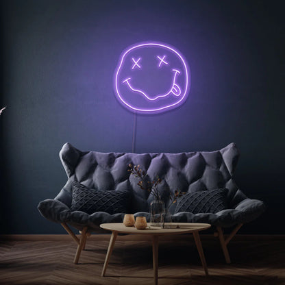 Enseigne Smiley Face néon LED au Maroc. est un choix de décoration néon personnalisée idéal pour éclairer et embellir tous les types d'espace, qu'ils soient commerciaux ou résidentiels. Cette enseigne lumineuse LED peut être utilisée pour créer une ambiance d'accentuation, d'ambiance ou de sécurité, ainsi que pour éclairer les magasins, les jardins et les bureaux. Elle peut être personnalisée pour convenir à toutes sortes de besoins de décoration et peut être achetée à un prix abordable.