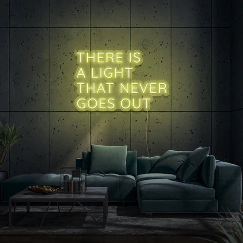 Découvrez notre enseigne néon LED personnalisée "There Is A Light That Never Goes Out", disponible au Maroc. Ajoutez une touche de décoration néon LED unique à votre espace avec notre éclairage d'ambiance. Que ce soit pour éclairer votre magasin, votre jardin ou votre vitrine, notre enseigne néon LED crée une atmosphère chaleureuse et accueillante.